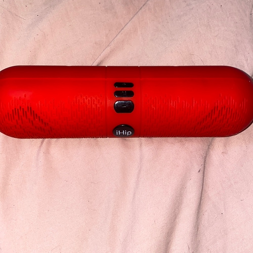 IHip portable speaker